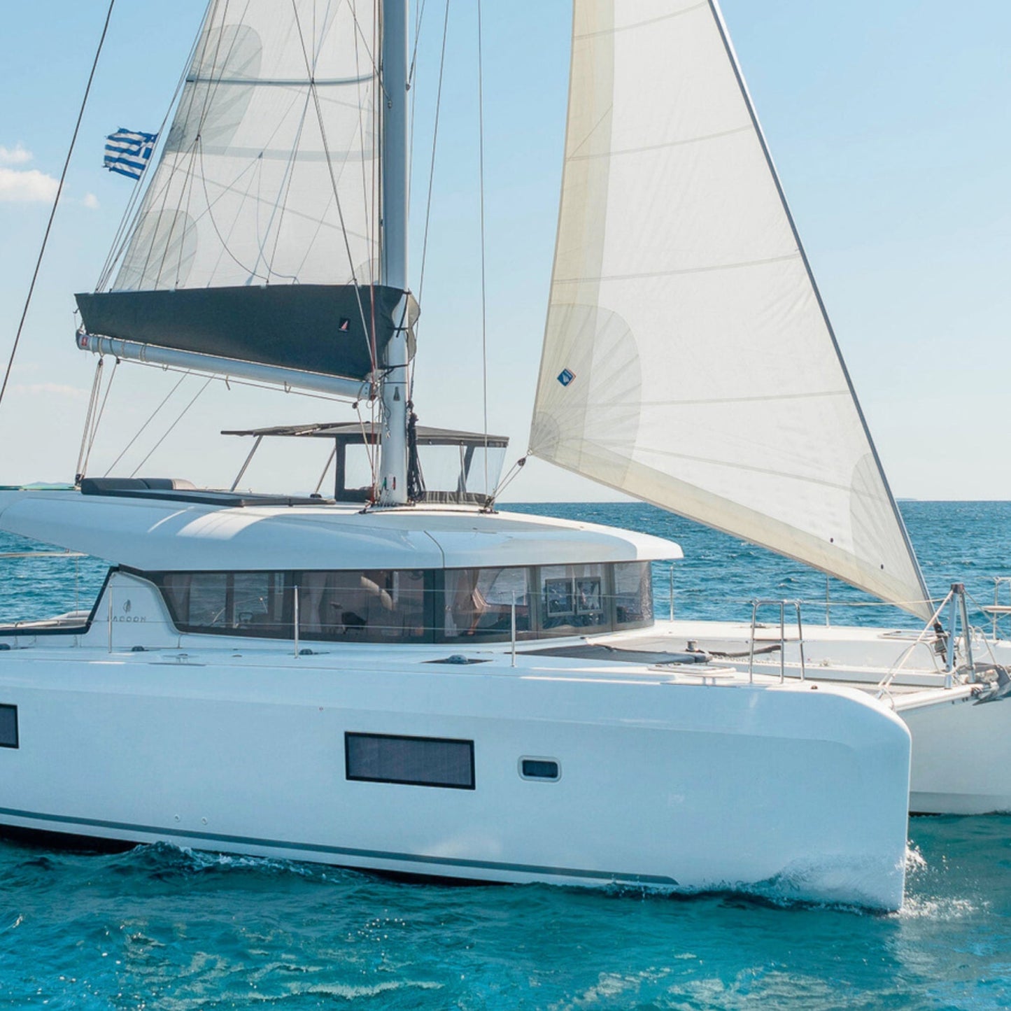 LAGOON - 42 ft CATAMARAN | DEPARTURE TIME: 03:00 PM